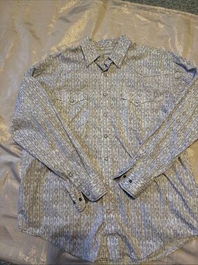 Men's Casual Long-Sleeve Button-Down Shirt - Light Blue Pattern